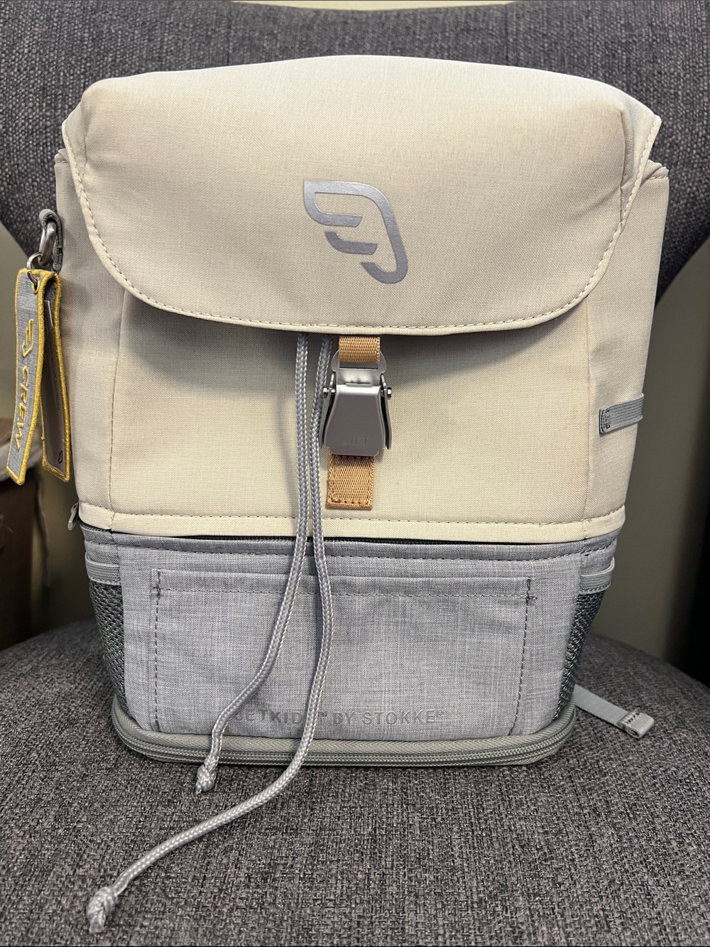 Jetkids Unisex by Stokke Two-Tone Cream and Light Gray Backpack Bag